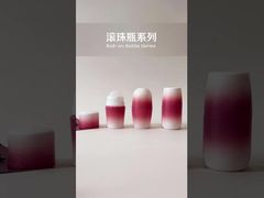 Rouleau en plastique de bouteille de déodorant de conception spéciale faite sur commande d'échantillon gratuit en gros sur l'emballage de bouteille