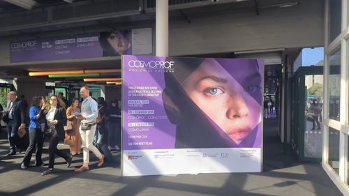 Latest company news about YOULANDA participe au Cosmoprof Worldwide de Bologne, en Italie