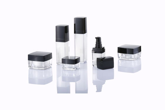 acheter La collection de bouteilles de la pompe à lotion et de la bouteille de la pompe à lotion 5g 15g 30g 50g online manufacture