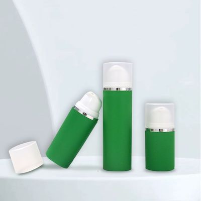 Bouteille sans air personnalisable PP Bouteille de pompe à lotion en plastique Bouteilles sans air pour les soins de la peau 15ml 30ml 50ml