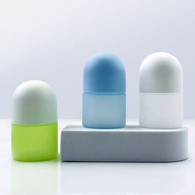 Bouteilles en plastique à rouleaux à billes pour emballage cosmétique