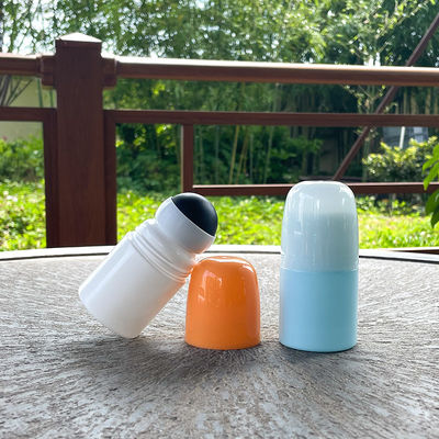 Bouteille de parfums à billes de rouleaux rechargeable en PP 50 ml Récipient de parfums à billes de rouleaux