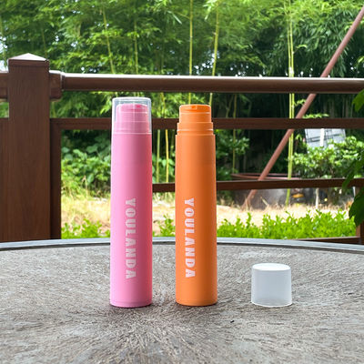 Plastique PP personnalisé 60g Cosmétique coloré Soins personnels Pompes sans air de dentifrice Bouteille à tube 60ml